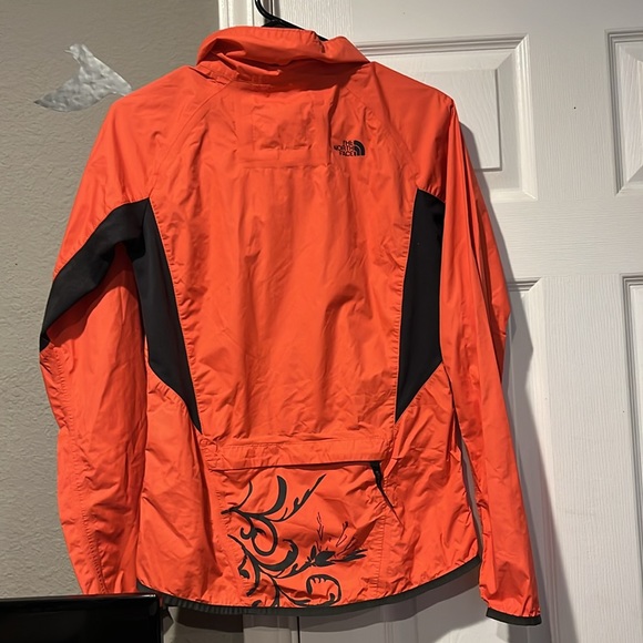 Northface running jacket - Picture 2 of 4